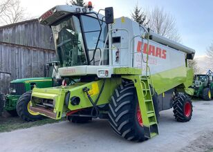 Claas Lexion 440 forage harvester