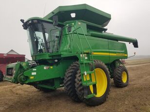 JOHN DEERE 9660 STS grain harvester